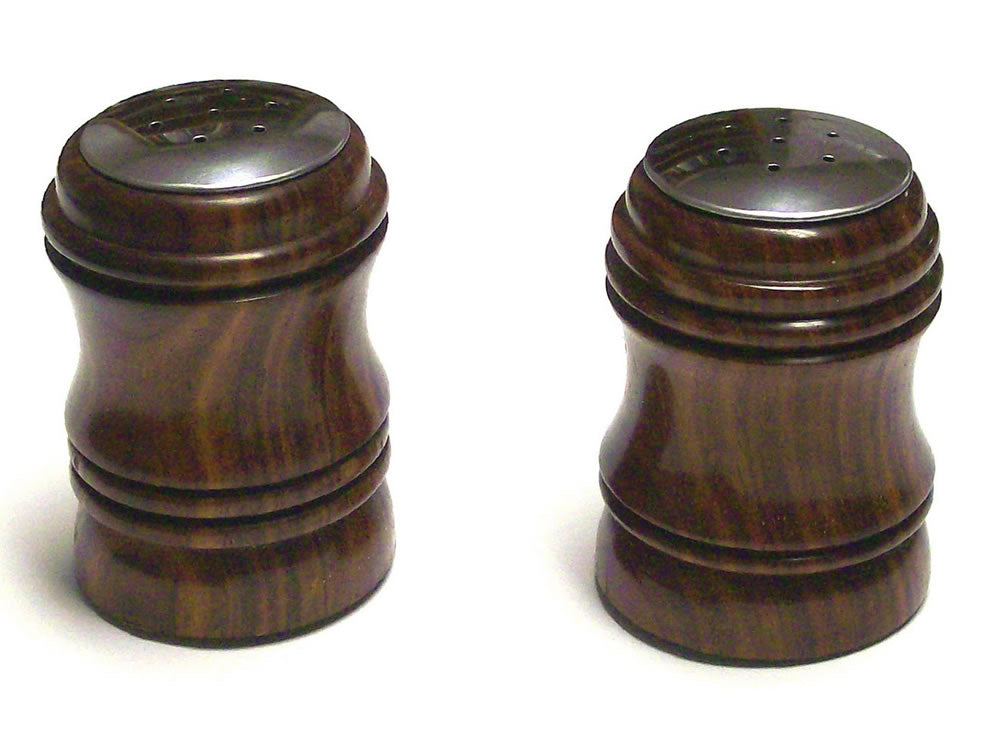 Salt & Pepper Grinders & Shakers