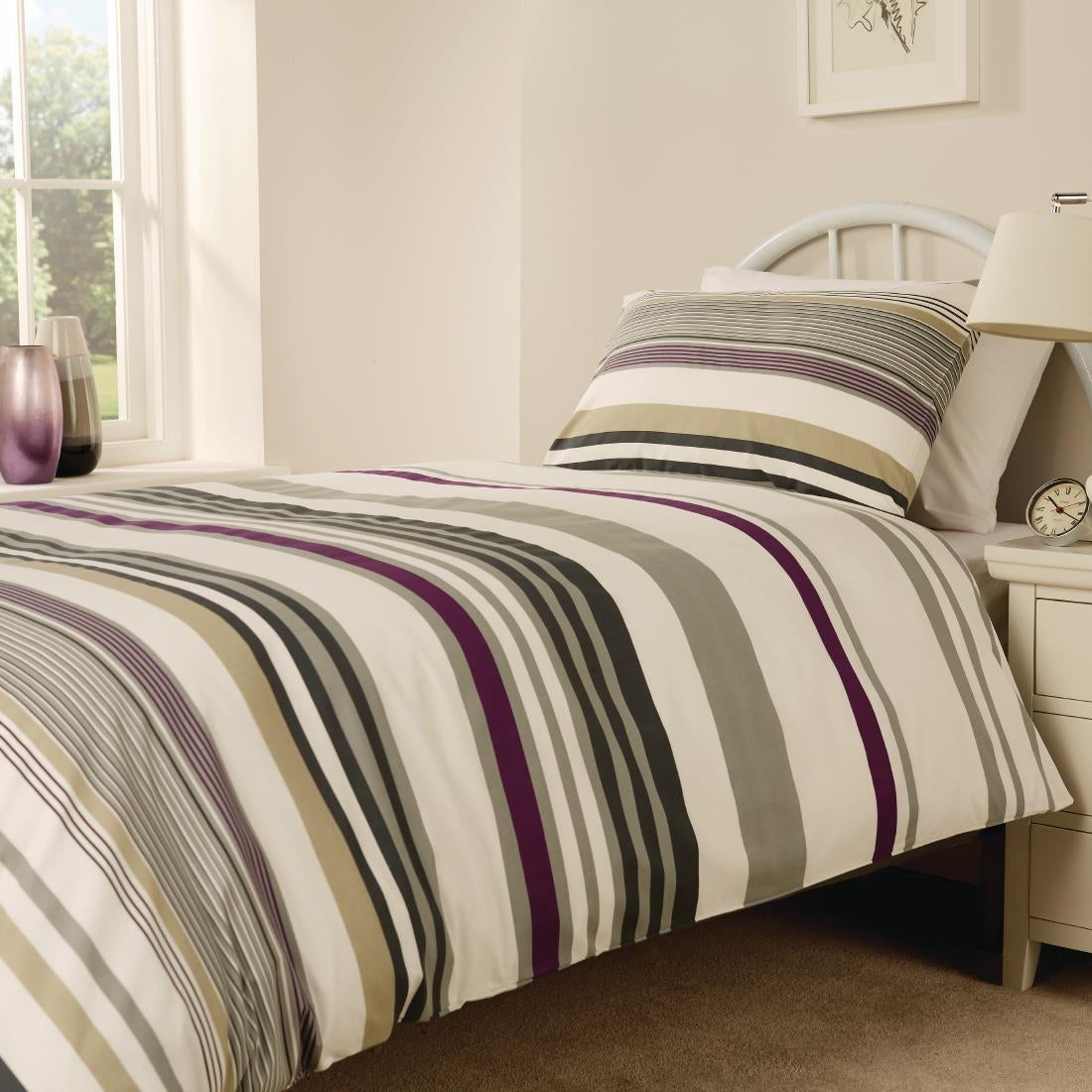 Mitre Essentials Madison Bedding Set Magenta product image