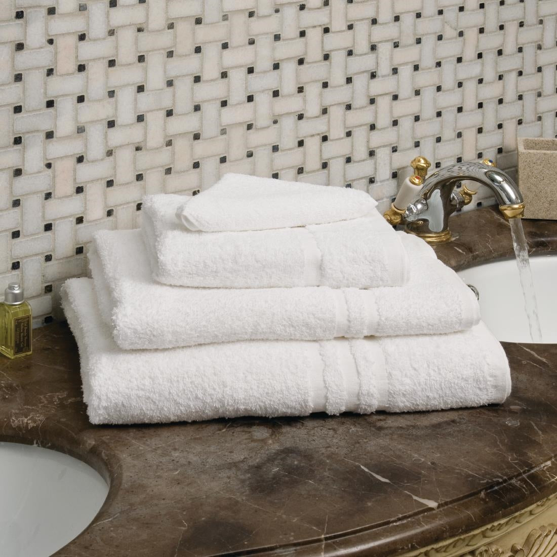 Mitre Essentials Capri Towel (Set of 4)