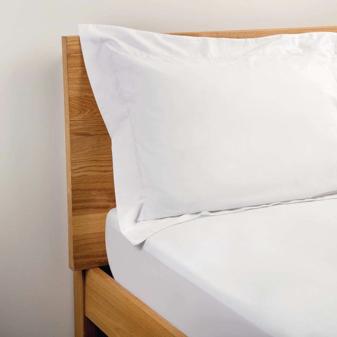 Mitre Essentials Pyramid Oxford Pillowcases product image