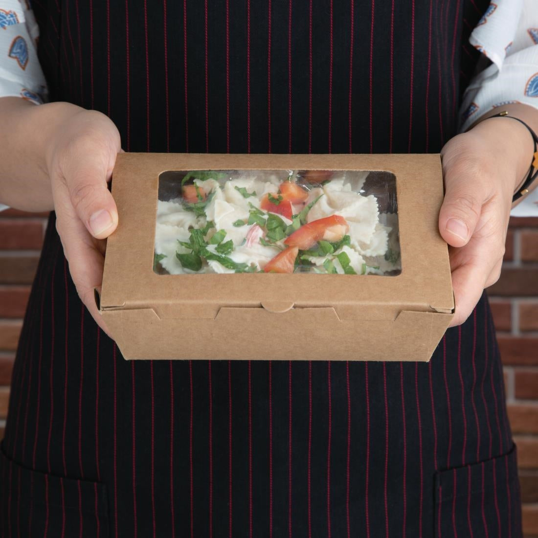 Fiesta Compostable Salad Boxes with PLA Windows 700ml (200 Pack)