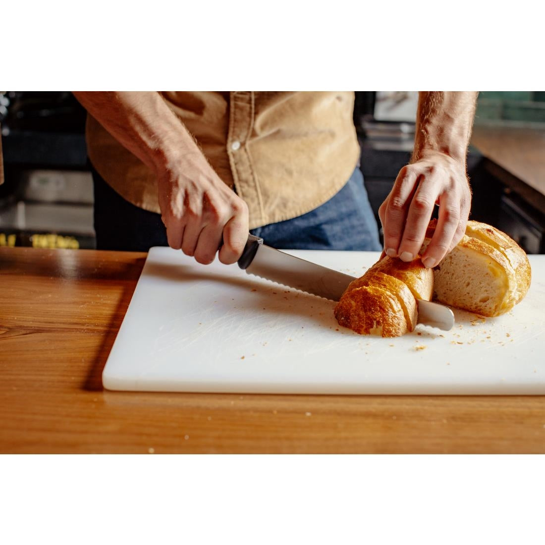 Mercer Culinary Millennia Wide Bread Knife Black 25.4cm