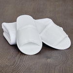 Essentials Slipperlite - Open Toe Slipper White - One Size - Cardboard Sleeve