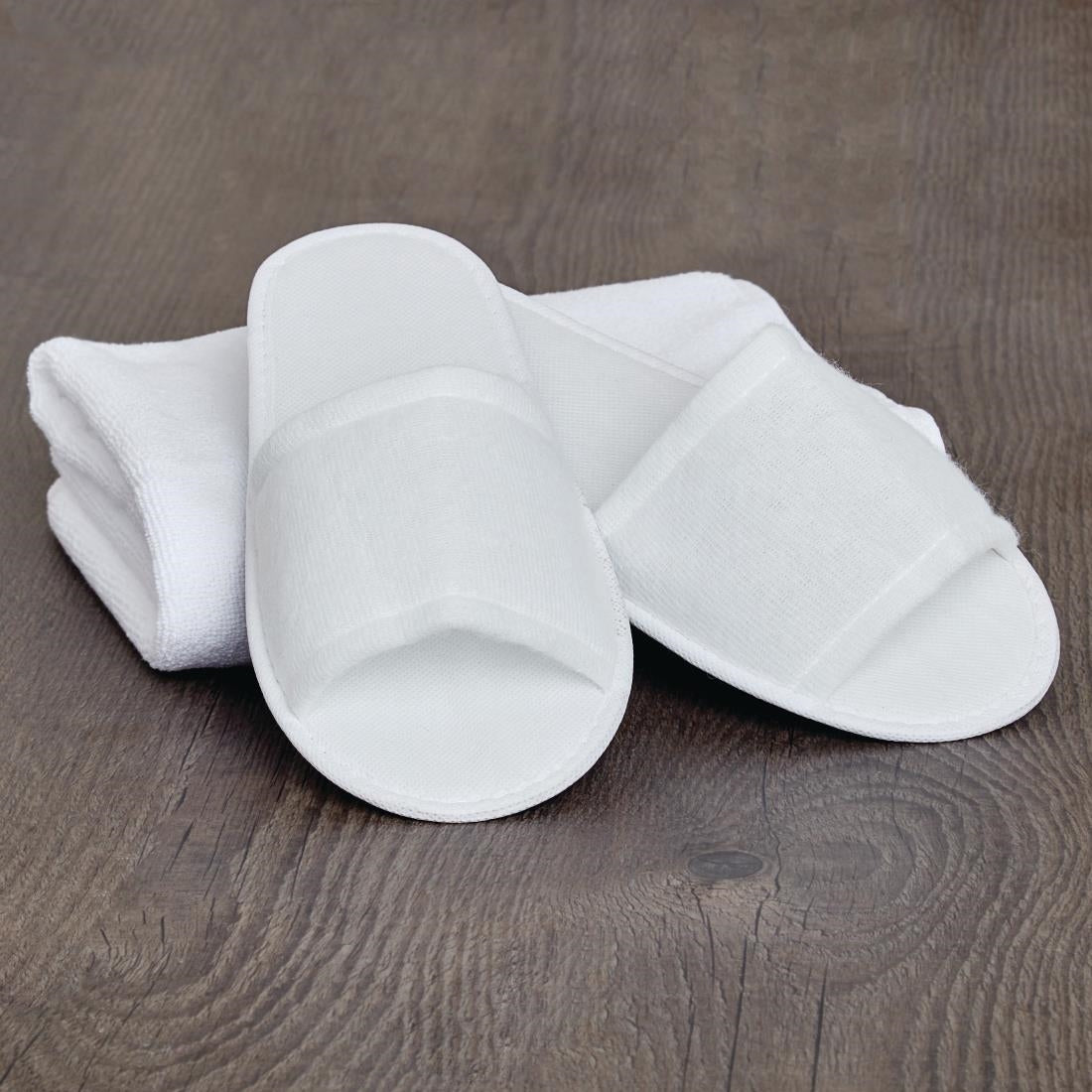 Essentials Slipperlite - Open Toe Slipper White - One Size - Cardboard Sleeve