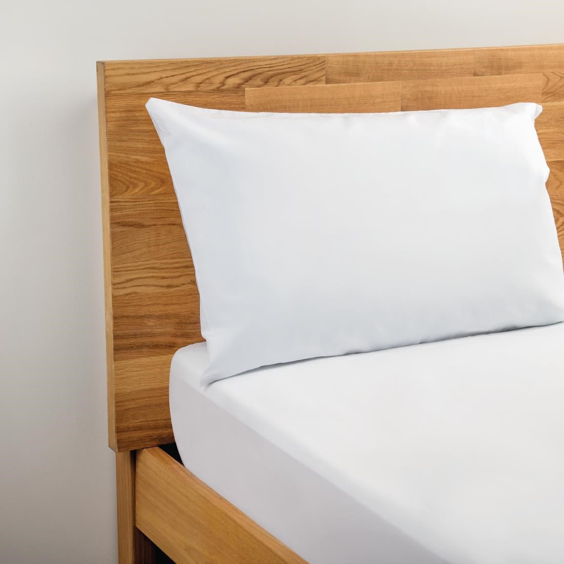 Mitre Essentials Pyramid Housewife Pillowcase product image