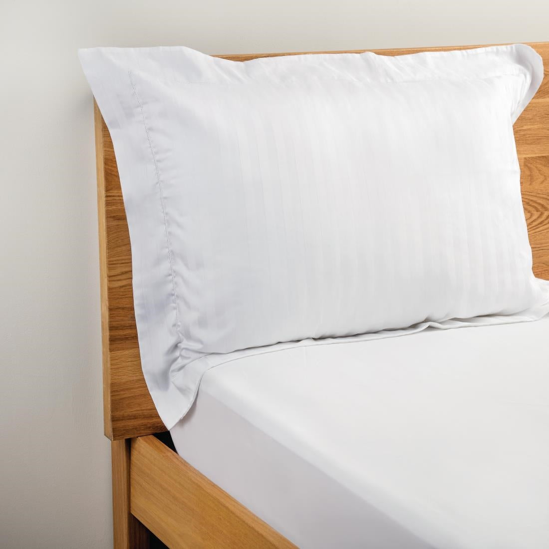 Mitre Comfort Monaco Housewife Pillowcase product image