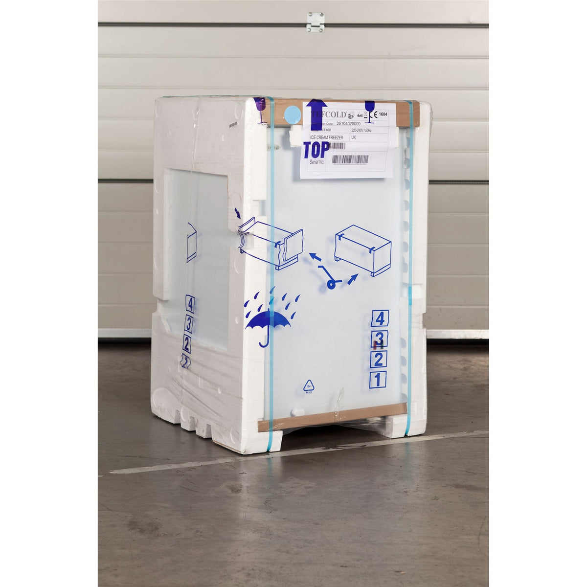 Tefcold ST160 Glass Lid Chest Freezer 115 Ltr - Advantage Catering Equipment