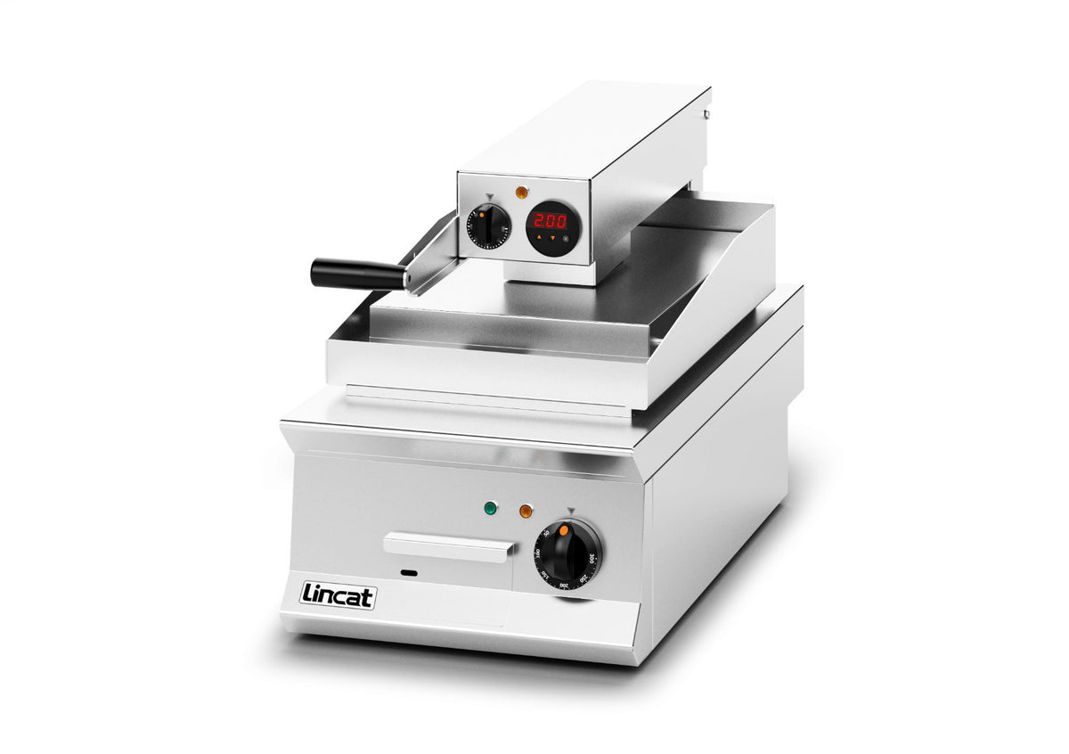 Lincat OE8211 Electric Clam Griddle product image